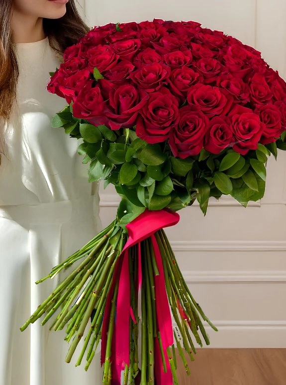 50 Kırmızı Gül Buketi